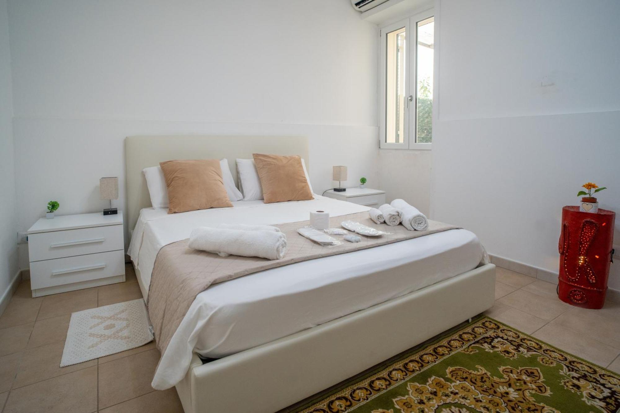 Whitehouse Bed & Breakfast Lecce Dış mekan fotoğraf