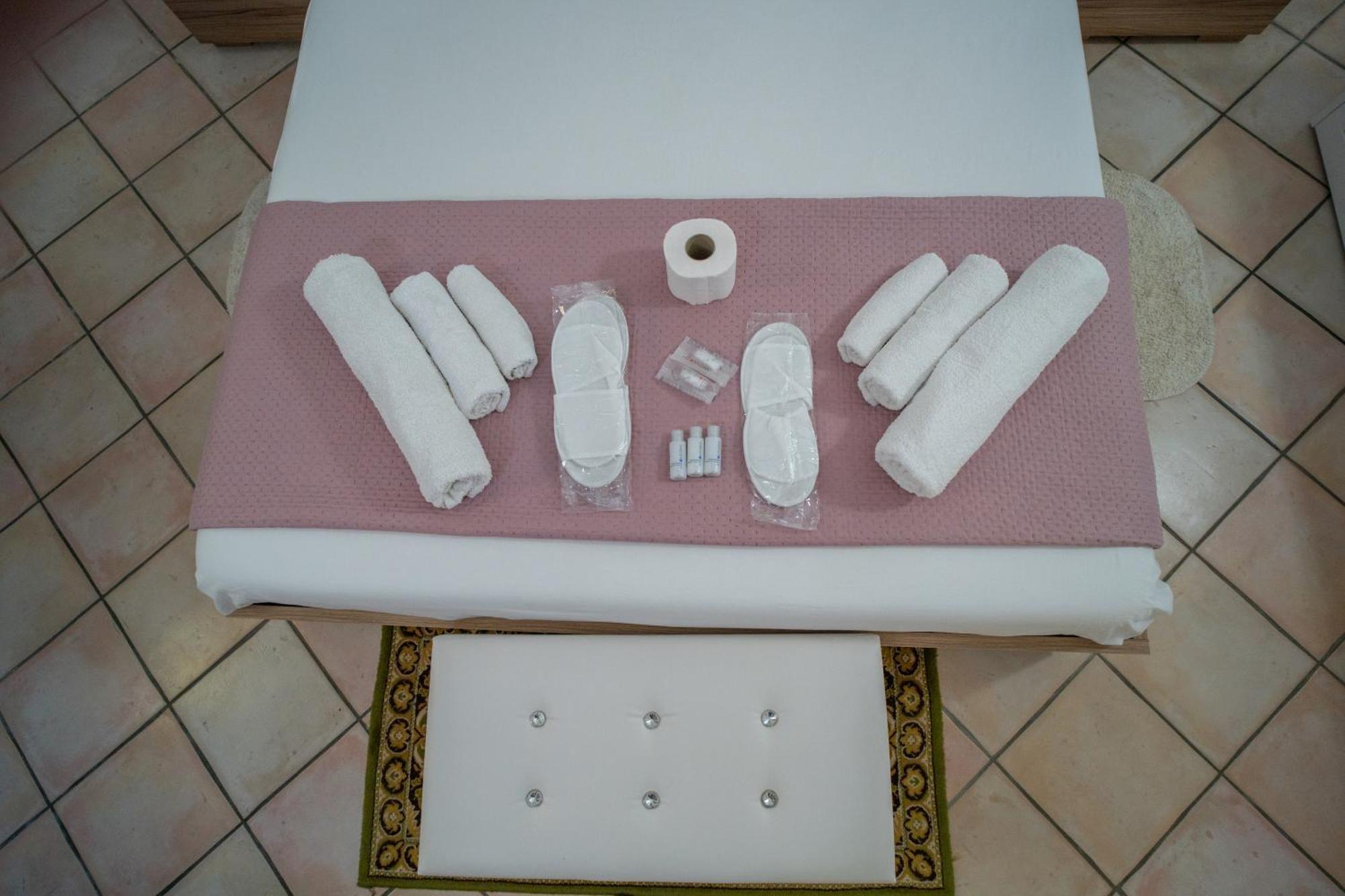 Whitehouse Bed & Breakfast Lecce Dış mekan fotoğraf