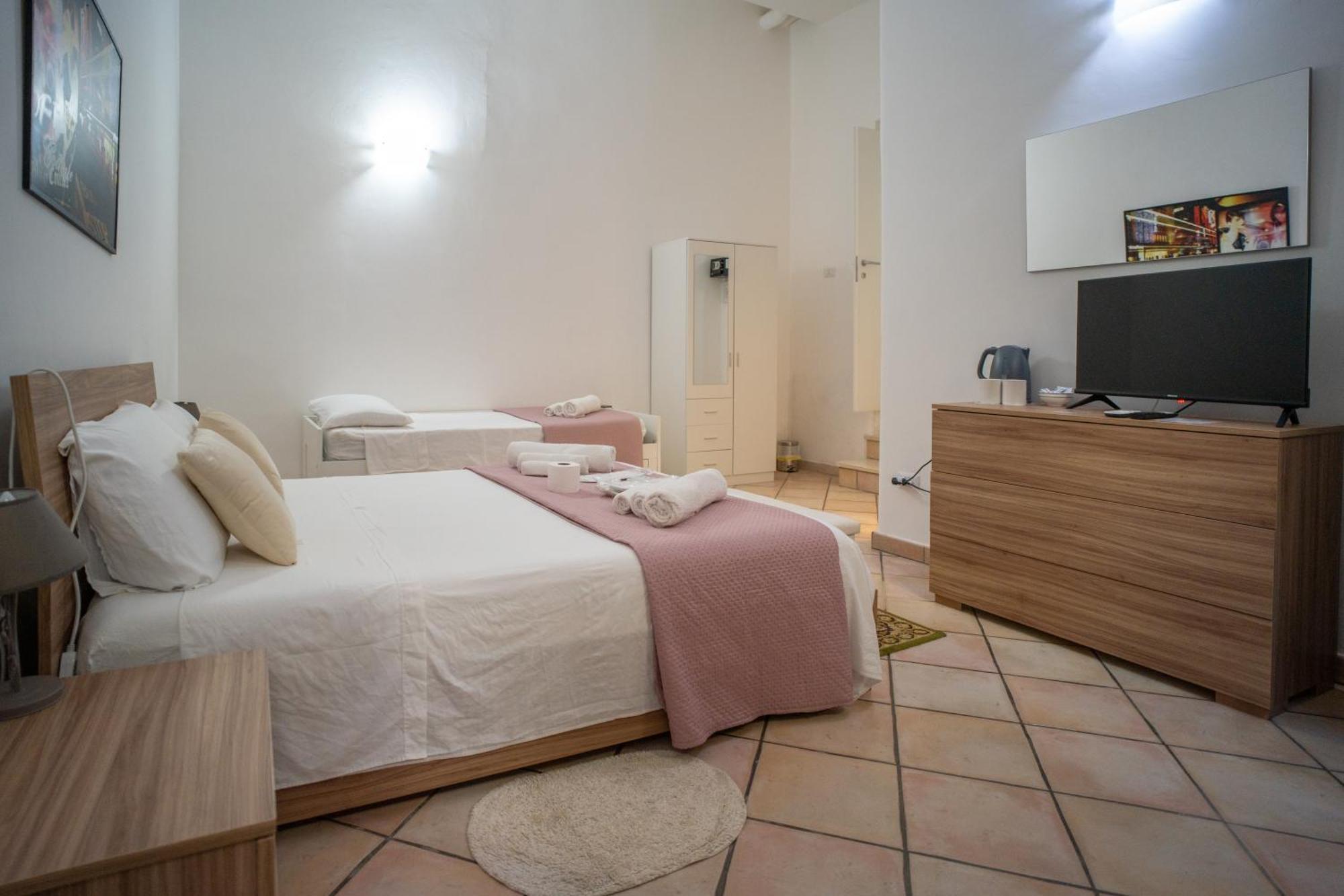 Whitehouse Bed & Breakfast Lecce Dış mekan fotoğraf