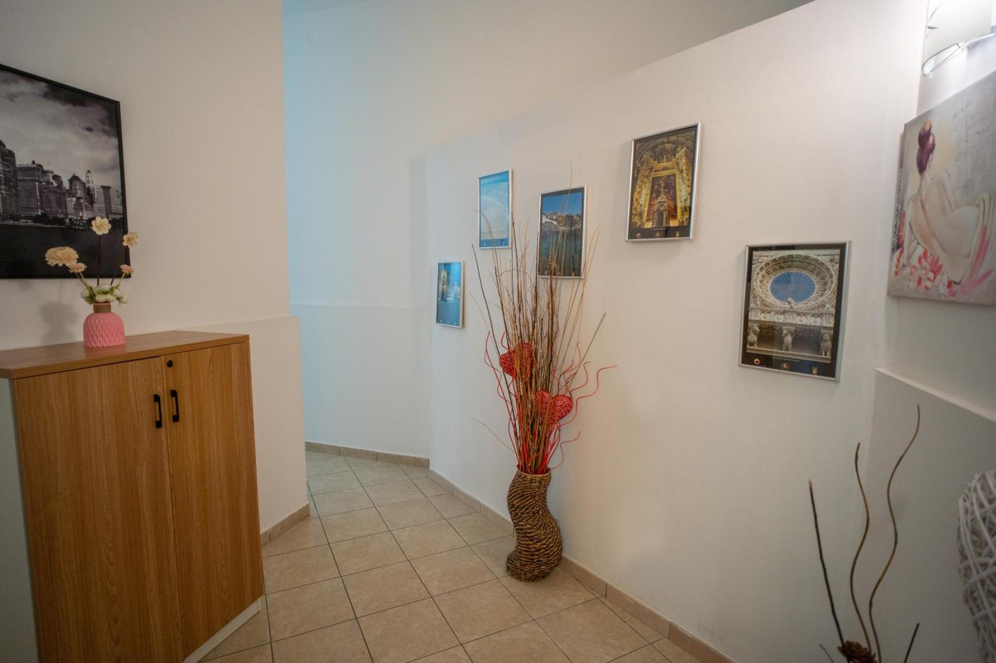 Whitehouse Bed & Breakfast Lecce Dış mekan fotoğraf