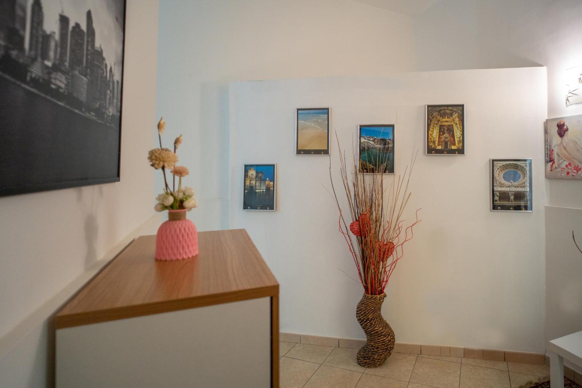 Whitehouse Bed & Breakfast Lecce Dış mekan fotoğraf